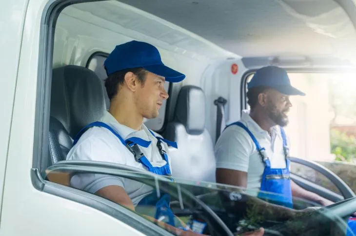 Umzugshelfer im LKW Umzugshelfer im LKW